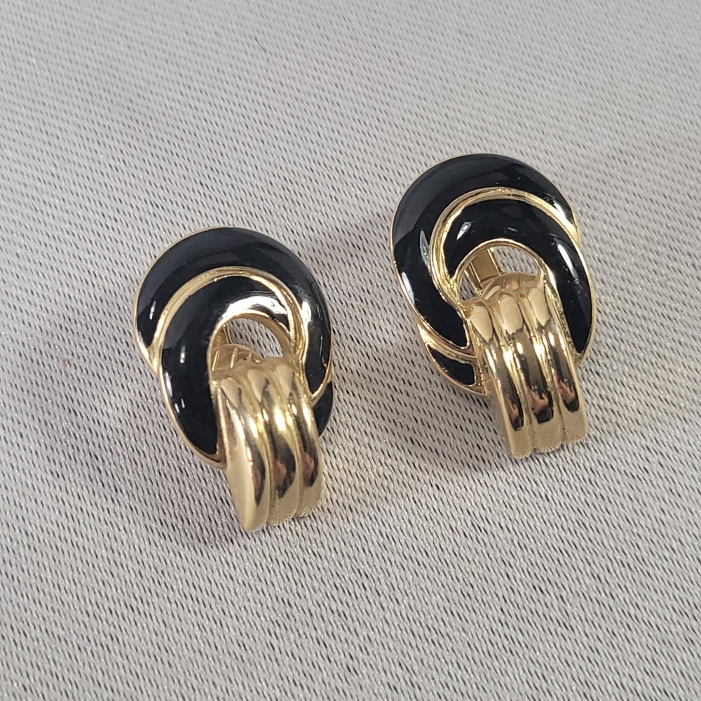 Vintage Trifari Black Enamel Gold Tone Clip On Earrings Mid Century Modern MCM